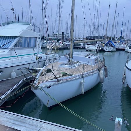 Location Petit Voilier Hotell La Rochelle  Exteriör bild